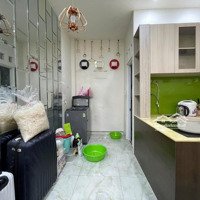 Nhà Hẻm 6M Đường Thành Thái, Quận 10 | 46,7M2 Giá Siêu Hấp Dẫn 1 Tỷ 890 Triệu| Liên Hệ: 0902380647