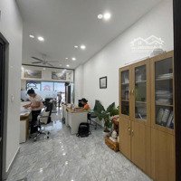 Cho Thuê Văn Phòng Full Bàn Ghế The Sun Avenue, 14 Triệu, 40 M2, Giá Tốt, View Đẹp