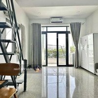 Duplex Ban Công, Cửa Sổ Thoáng Rộng 35M2 Ngay Hàng Xanh, Hutech, Quận 1,Cầu Sg. Phòng Được Sơn Mới