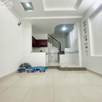 Bán Nhà Đoàn Văn Bơ Quận 4 - 44M2 - 4 Tầng - 4 Tỷ Nhỉnh - Hẻm 4M - Sát Mặt Tiền