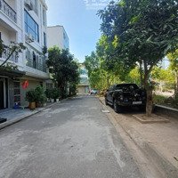 Bán Nhà Tái Định Cư Phố Giang Biên, View Công Viên, Thoáng Đãng, Vị Trí Siêu Đẹp:diện Tích70; 5T