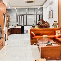 Bán Nhà Riêng Lạc Long Quân- Tây Hồ-Ngõ Thông- 30M Oto Tránh Dừng Đỗ- Hàng Xóm Quận Ủy. Hơn 9 Tỷ