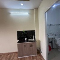 Chính Chủ Cho Thuê Phòng Dạng Căn Hộ 35 M2 Có Full Nội Thất Có Chỗ Để Oto Giá 4 Triệu