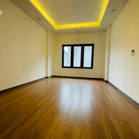 Bán Nhà Riêng Tại Cổ Nhuế, Hà Nội, 5,85 Tỷ, 31 M2, 5 Tầng,3 Ngủ, 4 Vệ Sinh, Ô Tô 7 Chỗ Cách 1 Nhà,