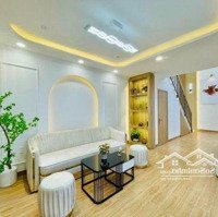 Bán Nhà Cho Thuê 15 Triệu/Th Cực Đẹphẽm Xe Hơi6M Vũ Tùng, P.2, Bình Thạnh,Diện Tích60M2, 2Tỷ 880 Triệu, Sổ Hồng Riêng