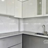 Siêu Phẩm 1 Phòng Ngủ 45M2 Full Nt Có Thang Máy Ngay Hẻm 182 Lê Văn Sỹ Q. Phú Nhuận