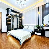 Bán Nhà Trung Tâm Thanh Xuân, 38M2, 4 Tầng, Mercedes Đỗ Cổng, Khu Phân Lô, Chỉ Nhỉnh 6 Tỷ.