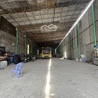 Cho Thuê Kho Xưởng 1.200M2 Ngang 15M Đường Xe Công, Tp Dĩ An