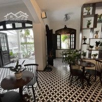 Cho Thuê Căn Biệt Thự Đẹp Sân Vườn Ở Đặng Thai Mai, Quảng An, Tây Hồ Làm Cafe Nhà Hàng, Studio, Ở