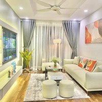 Cần Bán Trước Tết Căn 2 Phòng Ngủ68M2 Garden Hill 99 Trần Bình Giá Bán 4.2 Tỷ Lh : 0365775556