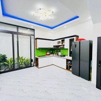 Pháo Đài Láng! Nhà Đẹp Full Nội Thất, Ngõ Thông Nhiều Phố Lớn, Ba Gác Đỗ Cửa, Cực Gần Phố.