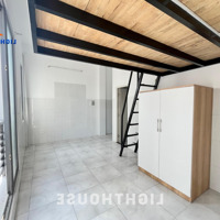 Siêu Phẩm - Chính Chủ: Duplex View Kính Lớn Ngay 217 Bùi Đình Túy