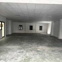 Cho Thuê 600M2 Mặt Bằng Làm Showroom Nội Thất, Ô Tô Tại Mặt Đường Phạm Văn Đồng Hà Nội 0964859595