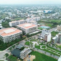 Bán Lô Góc 2 Mặt Tiền Gần Trường Đại Học Fpt Đường 10M5 View Trường Tiểu Học