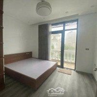 Bán Biệt Thự Sao Biển 4 Tầng, 100M Giá Bán 18.5 Tỷ Vinhomes Ocean Park Gia Lâm Liên Hệ: 0973728007