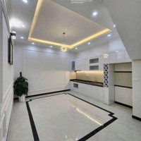 Hiếm! Trần Duy Hưng Nhà Mới 70M2 , 5 Tầng, Sơn Sửa Mới, Đồ Cơ Bản, Yên Tĩnh, Ngõ Thông. Giá 15 Triệu