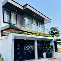 Bán Gấp Villa 2 Mặt Tiền Hiện Đại Sang Trọng - Giảm 900 Triệu, Chỉ Còn 8, X Tỷ! - Tp Thủ Đức