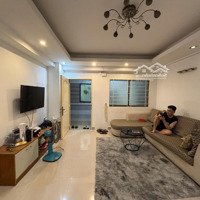 Giá Và Ảnh Thật 100%- 12 Triệu, 2 Phòng Ngủ 1 Vệ Sinhfull Nt, 70M2. Cho Thuê Cao Ốc H3, Hoàng Diệu Quận 4