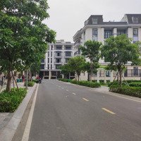 Biệt Thự 250M2, 28 Tỷ Đặng Thùy Trâm,Cạnh Sông Sg- Đh Văn Lang - View Đẹp,Full Nội Thất