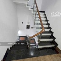 Siêu Phẩm Phước Long A - Chỉ Hơn 7 Tỷ
Nhà 3 Tầng Hoàn Công - 100M2 ( 5*20) - Xe Hơi Ngủ Trong Sân