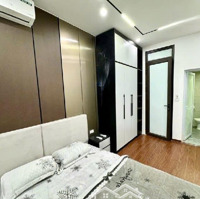 Bán Nhà Triều Khúc, 31M2, 5 Tầng, Giá Chào 6.2 Tỷ. Liên Hệ: 0857122188.