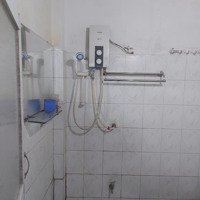 Nhà Nguyên Căn 90M2. 1P Ngủ 1 Gác 1 Vệ Sinhtân Bình Dĩ An Gần Vsip 1 3 Triệu5/1Th Cọc 2 Th Có Nội Thất