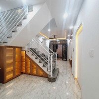 Bán Nhà Mặt Tạ Quang Bửu,Hơn 5 Tỷ, 50M2, 4 Phòng Ngủ, 3 Tầng