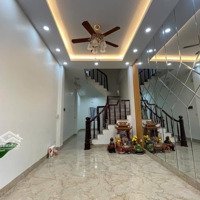 Bán Nhà Phố 8/3, 1 Nhà Ra Phố, Trước Nhà Oto, Phù Hợp Ở Và Kinh Doanh, Chỉ Việc Đến Ở Ngay, Miễn Tg