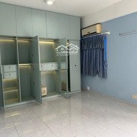 Cho Thuê Căn Hộ 3 Phòng Ngủ 2 Vệ Sinh 102M2, Giá Bán 13 Triệu Tại Ông Ích Khiêm, Phường 5, Quận 11, Tp.hcm