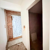 Bán Nhà Ngõ 172 Âu Cơ 40M 5 Tầng Thang Máy, 50M Ra Ô Tô Tránh.