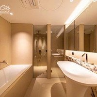 Bán Căn Hộ Cao Cấp 2 Phòng Ngủ 87M2 Quận Ba Đình, Gần Đại Sứ Quán Mỹ, Nhỉnh 11 Tỷ