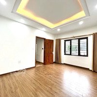 Nhà Đẹp Ngọc Thuỵ - Vị Trí Siêu Đẹp, Ô Tô Đỗ Cổng, 32M2, 5 Tầng, 5.85 Tỷ