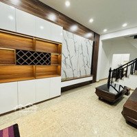 Bán Nhà Riêng Phố Ngọc Thuỵ, 36M2, 5T, 6.4 Tỷ, Ngõ Thông, Ô Tô Đỗ Cửa