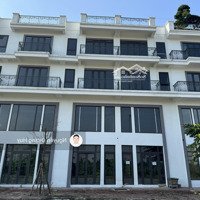 Chính Chủ Gửi Bán Căn Shophouse Metropolitan 81M2, Mặt Chính Phố Nguyễn Mậu Tài, Hai Mặt Tiền.