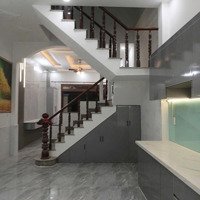 Chủ Cần Bán Nhà Rẻ - Nhà 1 Lầu Đường Nhựa 8M Gần Vincom 550 Dĩ An -Diện Tích64M2 Xây Lầu Trệt