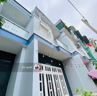 Ngộp Bank. Nhà Gần Bigc Dĩ An. 3P Ngủ, Hoàn Công 3 Tấm. Full Nội Thất. Liên Hệ: 0909.290.286