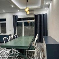 Cho Thuê Biệt Thự Kề Công Viên Cầu Ánh Sao. An Ninh 24/7. Nhà Mới Decor 100% Nội Thất Mới. Em Luân