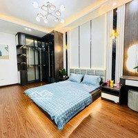 Bán Gấp Nhà Nguyễn Đình Hoàn - Cầu Giấy, 40M2, Sát Ô Tô, Sổ Đỏ, Giá 6,X Tỷ. Lh: 08657398Haiba