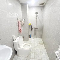 Bán Gấp Nhà Mặt Phố 4 Phòng Ngủ 5 Vệ Sinh 100M2 Tại Đường 2, Q8, Hcm, Giá Siêu Hời 9 Tỷ