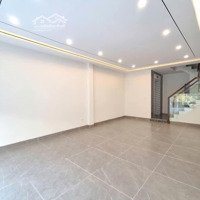 Bán Nhà Riêng Phố Nguyễn Văn Cừ ,Diện Tích: 52M2 X 6 Tầng , Thang Máy. Nhà Xây Mới , Ở Ngay.