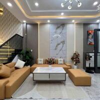 Chỉ 2,8 tỷ nhà 3 tầng 55,4m2 ngõ thông oto đỗ cửa, tuyến 2 Cam Lộ Hùng Vương