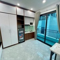 Bán Nhà Chdv Tại Ngõ 211 Phố Trạm. Diện Tích : 60 M2 X 6 Tầng , Có 11 Căn Hộ Khép Kín. Giá Siêu Tốt