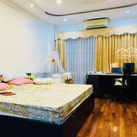 Cực Hiếm, Mp Triệu Việt Vương 32M2 6Tmặt Tiền4.1M, Kd Sầm Uất Ngày Đêm, Giá Bán 22.5 Tỷ.