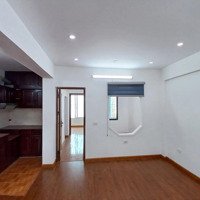 Cho Thuê Nhà Láng Hạ, Hoàng Ngọc Phách, 40M2, 3 Tầng, 3 Phòng Ngủ Ở Ngay, 13 - 15 Triệu