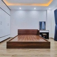 Cần Bán Nhà Đường Giải Phóng-Ngã Tư Vọng. Ngõ Nông, Gần Phốdiện Tích32M2, 5 Tầng,Mặt Tiền4.8M, Giá Bán 5.1 Tỷ