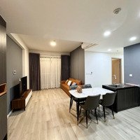 Cho Thuê Căn Hộ 2 Phòng Ngủ74M2 Đầy Đủ Nội Thất Mới 100% View Trực Diện Hồ Bơi