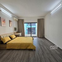 Hoàng Quốc Việt, Siêu Hiếm, 30M2 6 Tầng Ngõ Ô Tô Nhỏ, 30M Ra Ô Tô Tránh, Sau Qh Ra Ô Tô Tránh! Gấp!