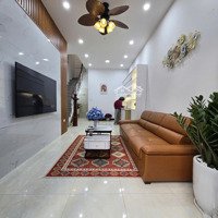 Hoàng Quốc Việt, Siêu Hiếm, 30M2 6 Tầng Ngõ Ô Tô Nhỏ, 30M Ra Ô Tô Tránh, Sau Qh Ra Ô Tô Tránh! Gấp!