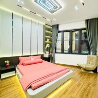 Bán Nhà Riêng Tại Cát Linh, Ô Tô, Sát Phố, Nhà Mới, 13,7 Tỷ, 40M2, Hàng Hiếm Giá Cực Chất