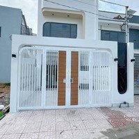 Nhà Đẹp Xây Mới Tìm Chủ Nhân - 112 M2 Thổ Cư - Sát Ql1A - Chỉ 2.15 Tỷ